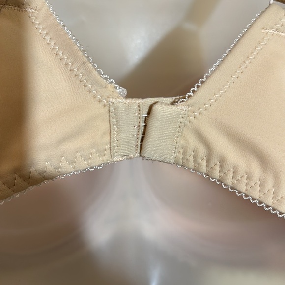 Fantasie Rebecca Molded Bra Nude/Cream Underwire Lace Trim 34D - Picture 11 of 16